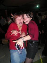 да что они понимают в гламуре :)))