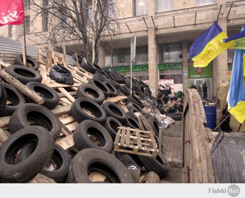 На Украине уже давно нашли применение старым и ненужным вещам: