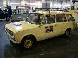 Fiat between 1966 and 1974
Fiat 124 Sedan 
Fiat 124 Familiare
Fiat 124 S 
ничего не напоминает???