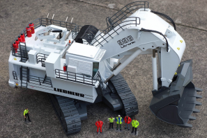 они еще и не хилые экскаваторы делают