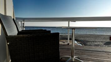 Комарово, примерно час назад.