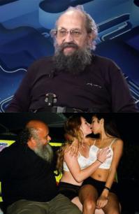 Непонятно только зачем Онотоле очки снял...