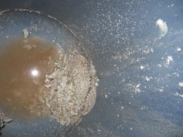 а у нас вот так было +плюс пооолный черный пакет белой накипи.. ( на заднем плане начало буйного ремонта)