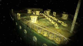 Есть еще интересная игра Dive To The Titanic, надо по уже затонувшему плавать, можно как снаружи так и внутри свободно плавать.