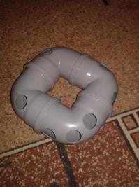 Хорошая игрушка- малобюджетная. Моя кошка, ее очень любит.:)