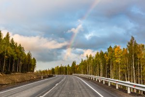 Карелия . федеральная трасса Карелии не хуже чем в Норвегии.