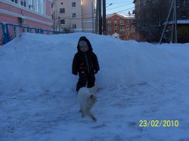 Друг, который всегда попадает в кадр