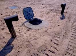 «— Владимир Николаевич, у тебя дома жена, сын-двоечник, за кооперативную квартиру не заплачено. А ты тут мозги пудришь… Плохо кончится, родной ...»