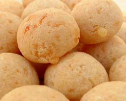 аппетитно выглядит! слюнки потекли...особенное предпочтение отдаю сырным булочкам...по утрам с супругом покупаем...НО!!! с одним не соглашусь, данная вещь является национальной Парагвайской едой...она в Аргентине очень распространена...
chipa Paraguaya