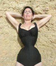 Он пошёл в дорогой магазин!