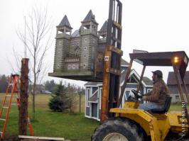 на Рублевке скворцы живут только в таких хоромах))))