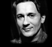 Негры похожи на негров,китайцы на китайцев,а Билл Махер похож на Меньшикова