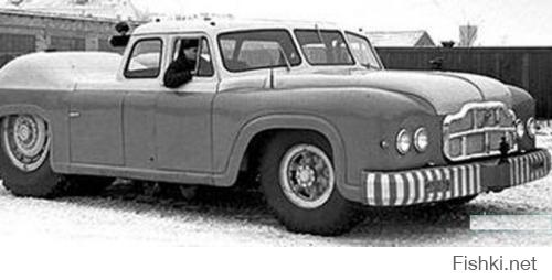 А ещё был вот такой седан МАЗ-541 Таких было всего 4 штуки,и это не прототипы,а рабочие лошадки.