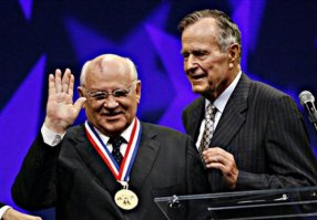 Вот шакал №1,а всё остальное пешки .