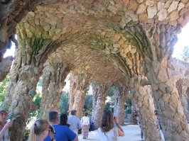 Уникальное архитектурное явление - Храм Святого Семейства 