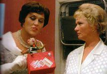 Я не удивлюсь, если выяснится, что ваш муж тайно посещает СИНАГОГУ!