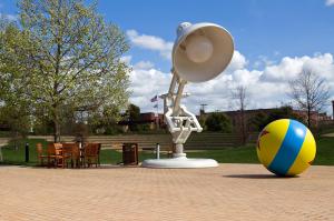 Классные вещи! «Синий зонтик» не видел еще, спасибо. Только перевод названий хромает.