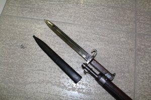 Вот еще вариант. Австрийский М1895 унтер-офицерский кавалерийский.