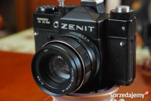 У меня до сих пор такой лежит. Выкинуть - жалко, а пленки практически нет.