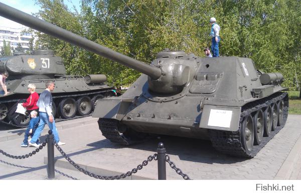 9 мая, родной Белгород. На первой, вдалеке флаг ДНР.
Последние две от себя.