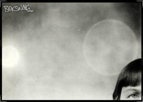 Очень люблю его творчество. Бексински (или Zdzisław Beksiński - Зджисвав Бекшиньски) рисовал ужасы польских концлагерей и при этом в реальной жизни был очень добрым и веселым человеком. Эти несколько рисунков - капля в море его таланта.