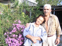 Мои родители - вместе 57 лет. Ни одной ссоры.
Здоровья им и счастья!