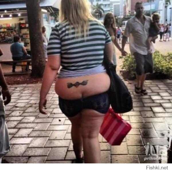 Ага, конечно. Ожирением у нас сколько человек страдает? А от атеросклероза сколько человек умирает? У всех этих женщин в фото поврежден гипофиз? Вы действительно считаете, что кол-во толстяков с поврежденными гипофизами и РЕАЛЬНЫМИ болезнями преобладают над обжорством?