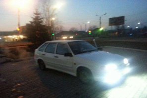 У меня жестоко пригорает от ведер с КСЕНОНОМ! СРАНЫМ КИТАЙСКИМ КСЕНОНОМ В ОБЫЧНЫХ ОТРАЖАТЕЛЯХ! ГЛАЗОВЫЖИГАТЕЛЬНЫМ КСЕНОНОМ, КОТОРЫЙ СТОИТ И В ТУМАНКАХ И ДАЖЕ ЖЕППЕ ВОДЯТЛА ЭТОГО ВЕДРА!