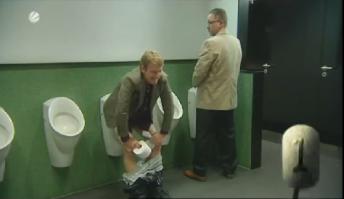 этот тип сделал мой день))))))))))