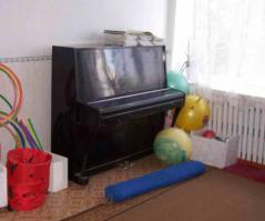 В мое время музыкальным фоном везде было это: