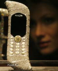 Есть ешшо телефончики... Например, GoldVish Le Million - $1.3 миллиона