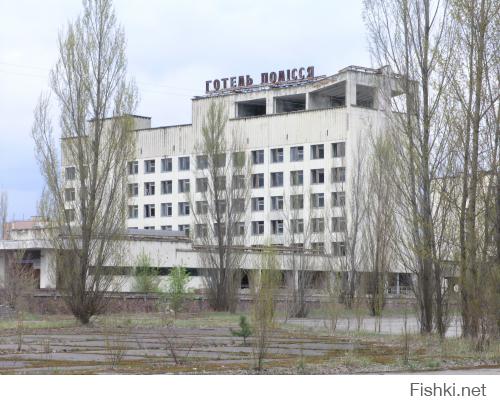 Да фигли - дом??? Херня это всё! Есть целые заброшенные города, вот это - куда интересней. Чернобыль, например.