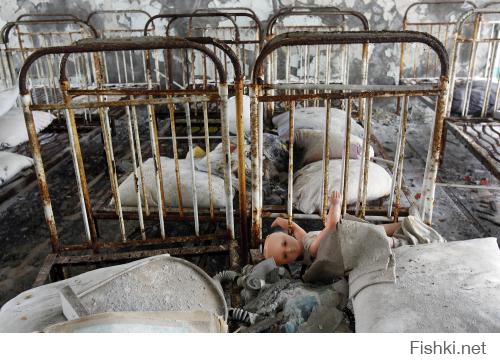 Да фигли - дом??? Херня это всё! Есть целые заброшенные города, вот это - куда интересней. Чернобыль, например.