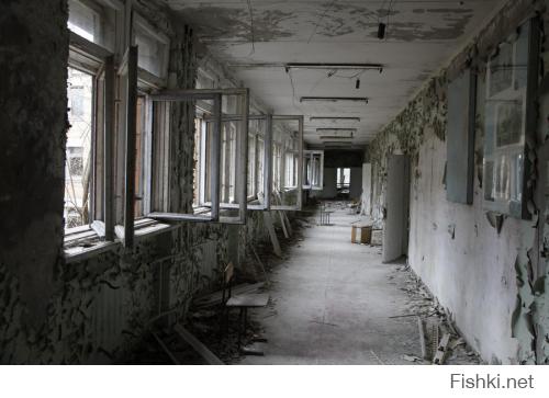 Да фигли - дом??? Херня это всё! Есть целые заброшенные города, вот это - куда интересней. Чернобыль, например.