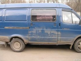 Вы меня, конечно, извините, но эта грязь - искусственная. Это всё равно что рисовать песком. Настоящее реальное "грязное" искусство - вот: