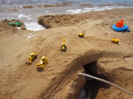 Мой родной край летом. Чудское озеро, поля с васильками и маками, прелесть одним словом.

"Таити - таити, нас и здесь неплохо кормят" (с)