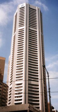 В Австралии был построен дом для населения одного государства - так и называется Науру Хаус.