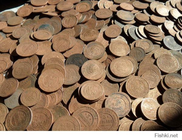 Вы если не разбираетесь в нумизматике - не порите чушь!!!!
я 20 лет этим занимаюсь
Монеты подленные - лови еще фото! Надеюсь умоешься