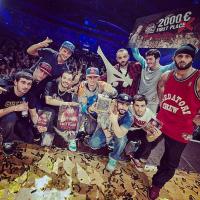 PREDATORZ  шли к этому десять лет,и,наконец, их упорство и талант вознаграждены по достоинству! мои поздравления ребятам!