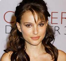 Третья сверху кажись Портман.