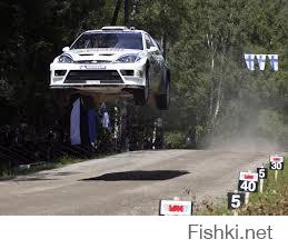 по моему только ралли серии WRC достойны похвалы по профессионализму вождения пилотов,настройки авто и безопасности,не ровня гламурной формуле