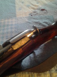 2. курок стоит на боевом взводе