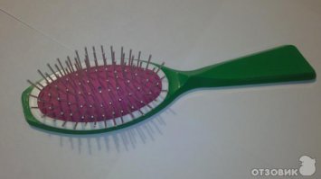 Скотч крутой. А расчёски такие были уже давно, там резиновая основа вынималась. Но, подозреваю, так не было задумано)))