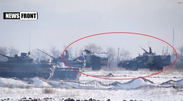 "Выстрелы" под Луганском.

В свежем видеоролике об учениях армии Луганской Народной Республики "засветилась" очередная новинка "Военторга" - бронеавтомобили серии КамАЗ-43269 "Выстрел".
