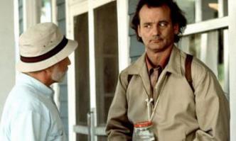 Братцы... А как же "А как же Боб?" ("What about Bob?") простите за тавталогию.
Как можно было не упомянуть этот фильм! Неужели кто-то не смотрел? Бегом на трекер! Только очень прошу, даже если Вы не любит одноголосый перевод, пересильте себя и посмотрите с переводом Михалёва ибо это... это, ну очень смешно!
P.S. Ну и раз уж вспомнил про этот фильм, не могу не добавить, что снимал его гениальнейший Фрэнк Оз. Да-да, тот самый, который снял Братьев Блюз, Отпетых мошенников, Смерть на похоронах, а также снимал и озвучивал Маппетов и Улицу Сезам. Ну и чьим голосом как вы думаете, говорит магистр Йода в звёздных войнах?!;) Одним словом, великолепное семейное кино, которое смело можно и нужно смотреть вместе с детьми. Кино из тех благословенных времён, когда Голливуд был настоящим.