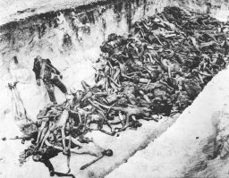 В школьную программу, обязательный урок фашистоведение. 

Молодое поколение уже забыло с кем воевали их деды и была ли война вообще, половина вообще огорчена тем фактом что Германия не победила СССР и им приходится ездить на жиге вместо мерина и бухать паленую водку вместо немецкого пива. 

Вдвойне обидно что на народ победивший фашистскую мерзость сейчас сам встает под фашистские флаги Банерляндии.