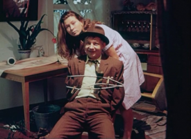 Здравствуй и прощай. Во даёт ! имею право !