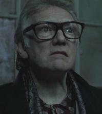 Решил сфотографироваться с обезьянкой 