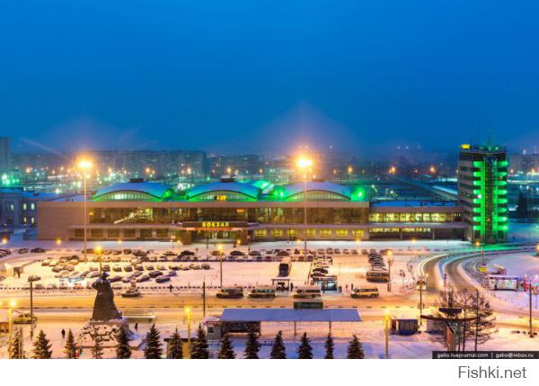 вокзал станции Челябинск-главный, офигенный вокзал и очень красивый