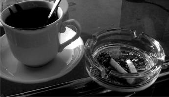 Кроме такого рецепта с утра ничего желудок не принимает (ну минералки еще можно (если она есть))